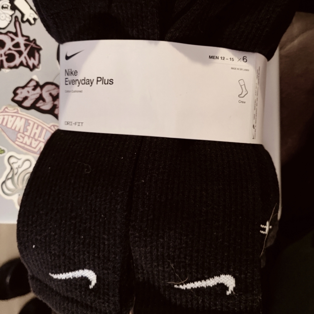 6-pack Nike men's Dri-Fit crew socks